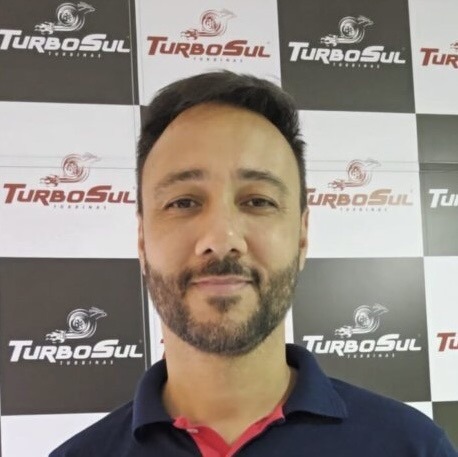 Diretor do Conselho Fiscal Titular-César Einloft Pereira