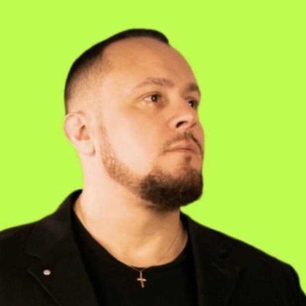 Marketing: Maicon Pelozio